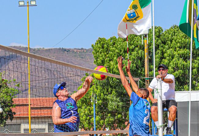Domingo de Vôlei de Praia na Jocev’s 
